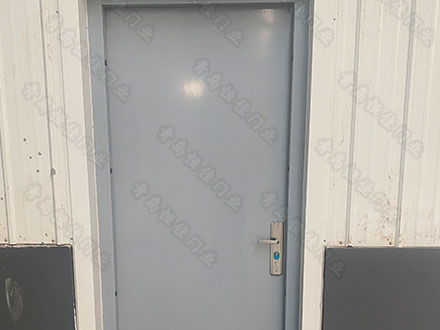 青岛钢质门